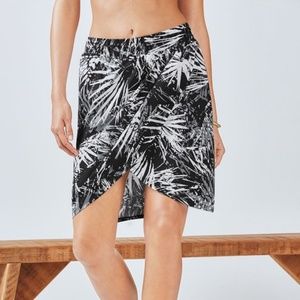 Fabletics Clarissa skirt II tropical print